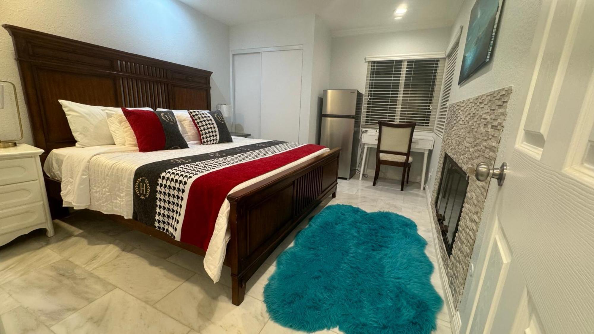 2#Family Suite King Bed Room Chino Hills Extérieur photo
